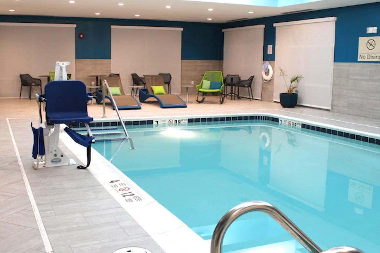 Hampton Inn Buffalo - Amherst Exterior foto